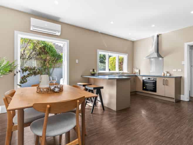 12 Koromiko Street, Saint Martins