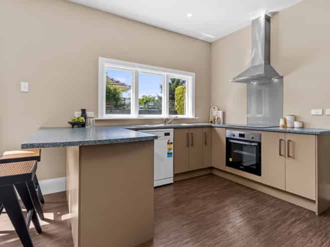 12 Koromiko Street, Saint Martins