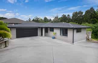 8 Walnut Grove, Kensington