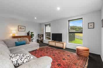 8 Walnut Grove, Kensington