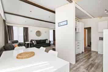 15 Kerepehi Grove, Wainuiomata