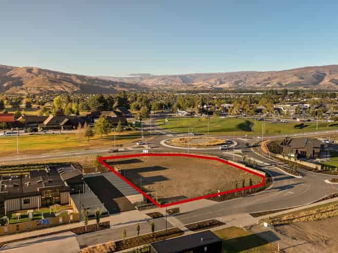 Prime commercial development site - RC Granted