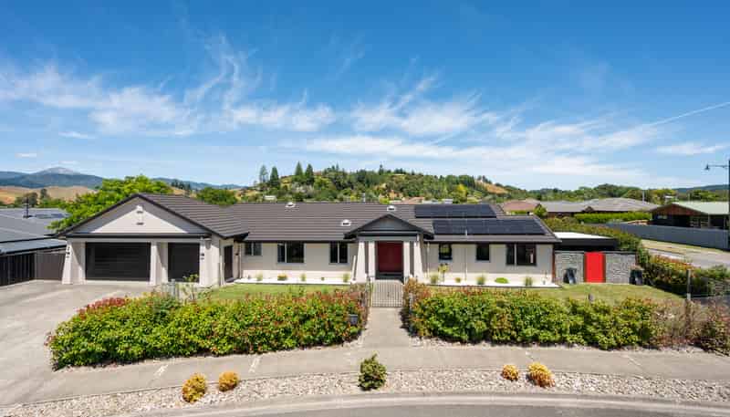 6 Ryeland Avenue, Wakefield