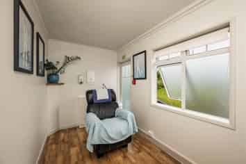 MULTI-TENANTED INVESTMENT – PRIME LOCATION
