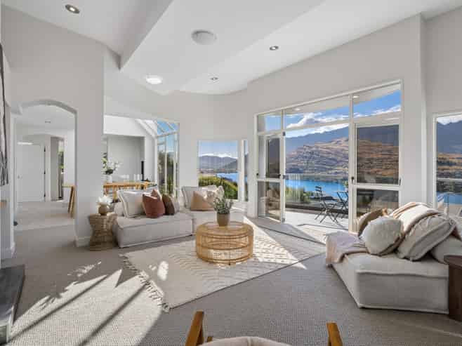 11 Peregrine Place, Queenstown