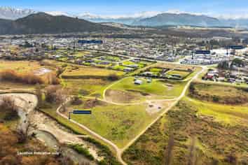  Templeton Street, Albert Town