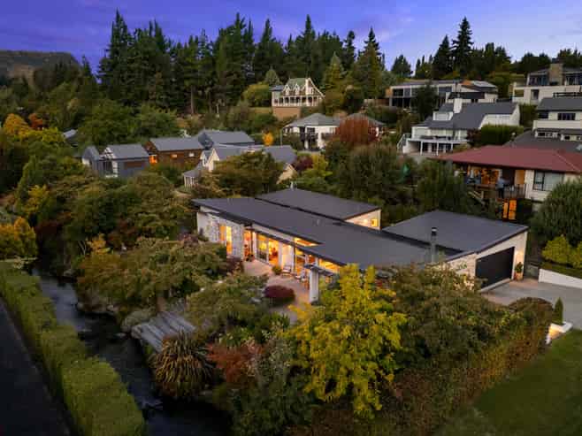 76 Roche Street, Wanaka