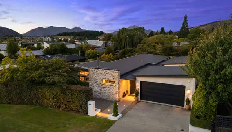 76 Roche Street, Wanaka