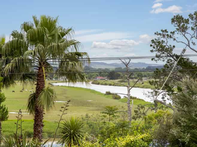 11 Mangakura Road, Helensville