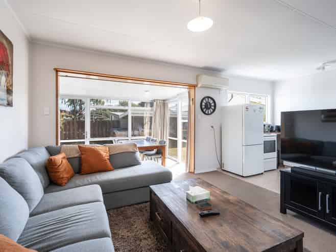 2/64 Golf Road, Tahunanui