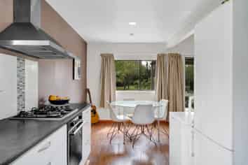 2952 Eltham Road, Opunake