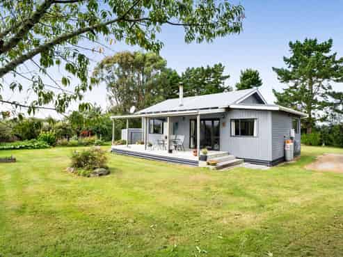 2952 Eltham Road, Opunake