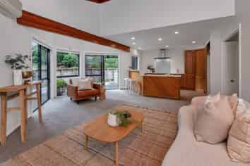 18 Augusta Place, Kamo