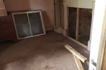 39 Back Road, Granity