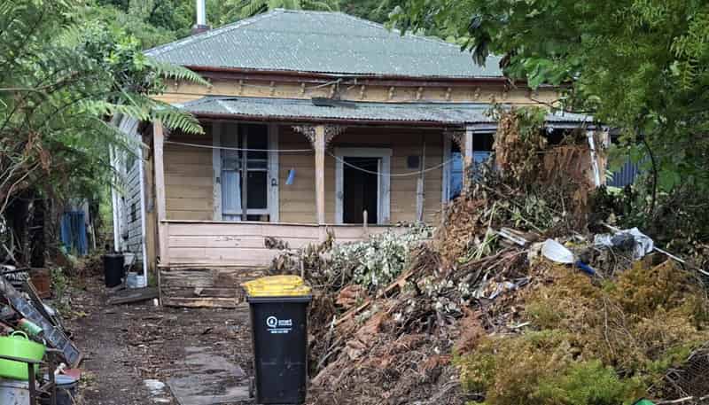 39 Back Road, Granity