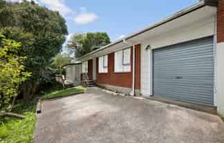 11b Lancelot Place, Glenfield