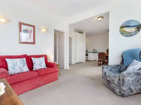 10/118 Ocean View Road, Oneroa