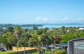 10/118 Ocean View Road, Oneroa