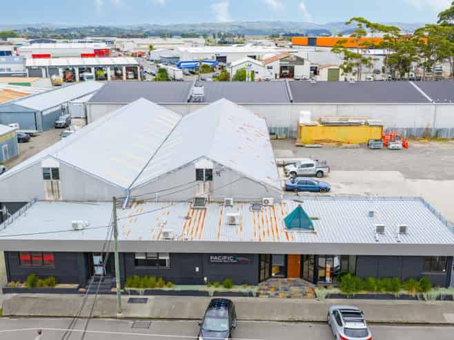 Versatile industrial opportunity in prime location
