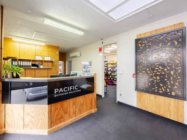 Versatile industrial opportunity in prime location