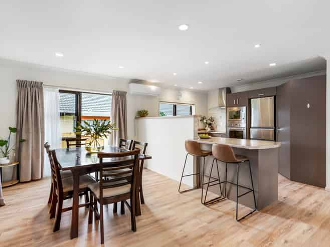 2/132 Wellington Street, Pukekohe