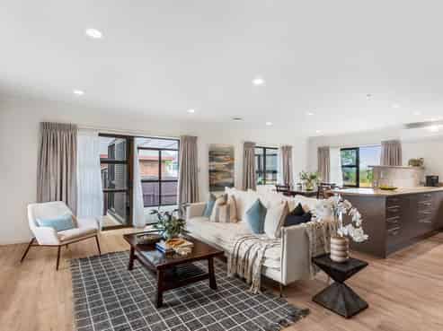 2/132 Wellington Street, Pukekohe