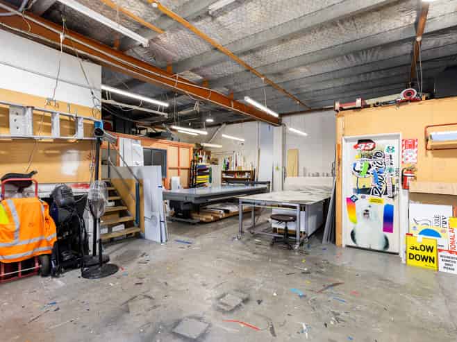 CBD Commercial Building - Invest or Occupy