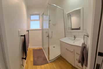 8 Matama Road, Glen Eden