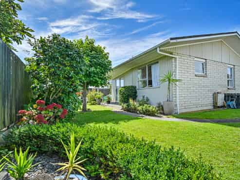 1/804A Alexandra Street, Parkvale