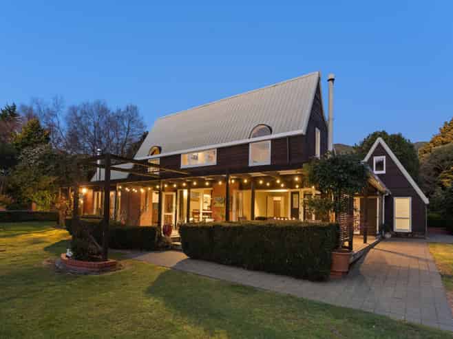 48 Greenhill Road, Waikanae