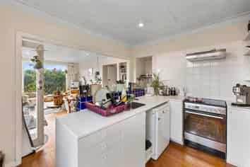 54,54A&54B Earls Road, Saint Clair