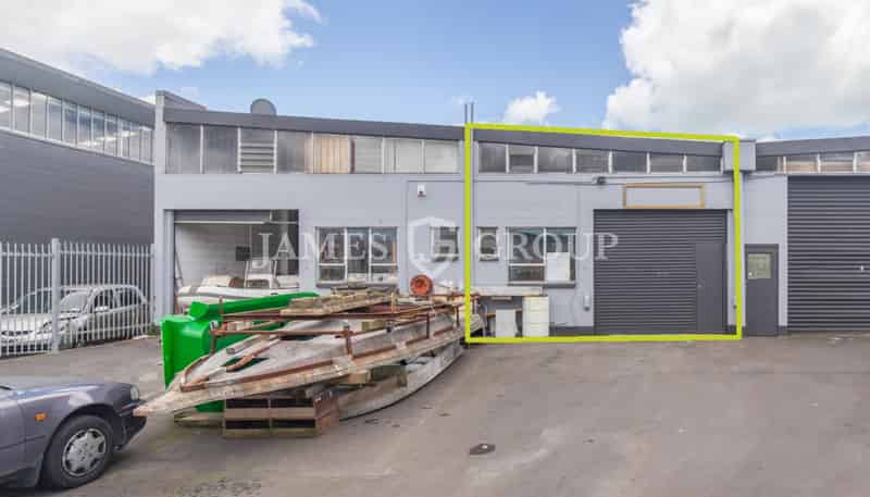 6/1 Canon Place, Pakuranga