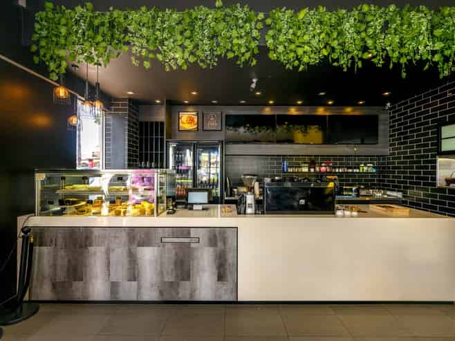 Commercial kitchen opportunity - occupy or lease