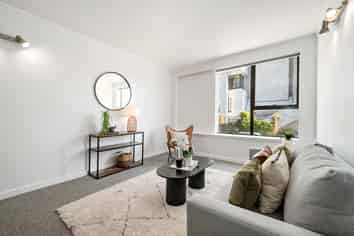 12/70 Hobson Street, Thorndon