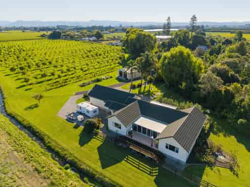 136A Main Road, Makaraka