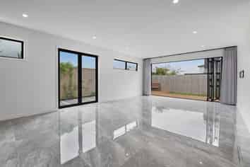 42 Resolution Drive, Gulf Harbour