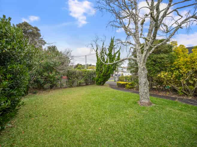 12 Maui Pomare Street, Blockhouse Bay