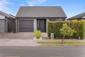 9 Roslyn Farm Street, Ramarama