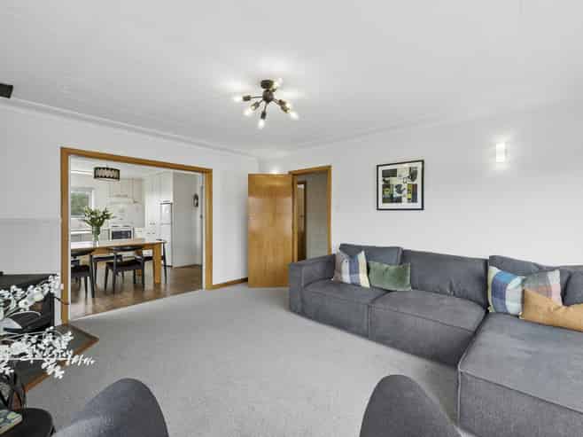 2 McCrea Street, Mornington