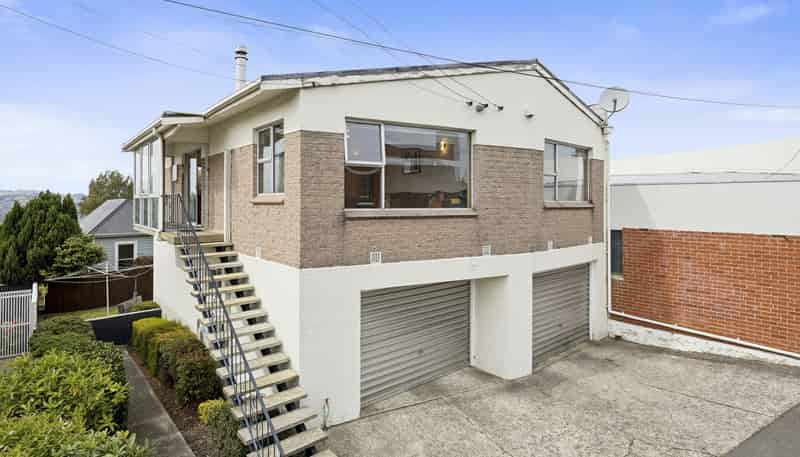 2 McCrea Street, Mornington