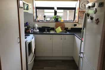 2/15 Selwyn Avenue, Woodhill