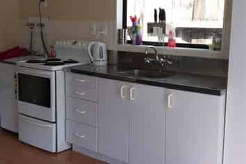 13C Glengarry Road, Glen Eden