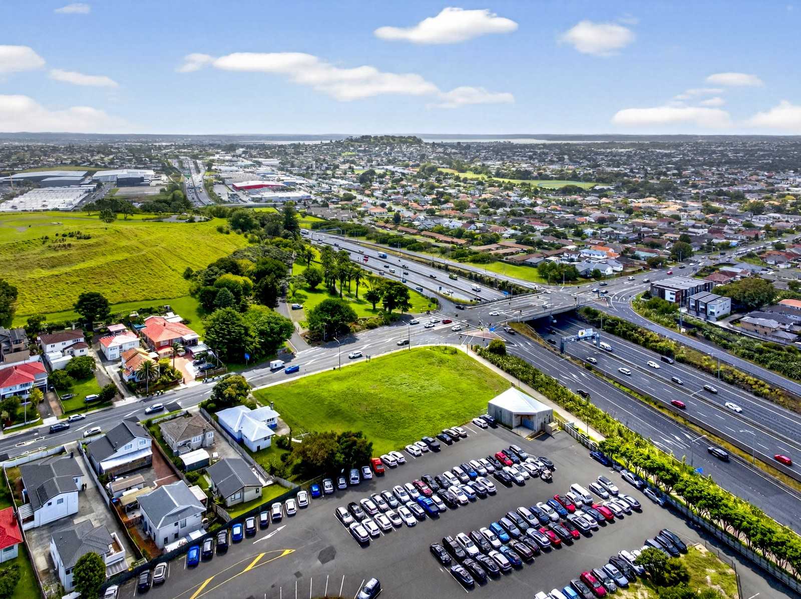 For sale 1370-1376 Dominion Road, Mount Roskill - realestate.co.nz