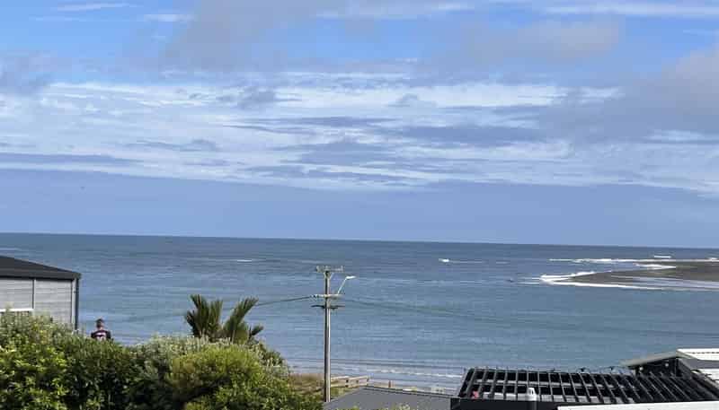 8 Wainamu Road, Raglan