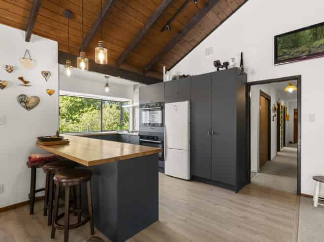 112 Pahoia Road, Whakamarama