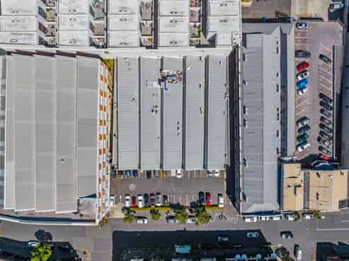 Versatile Parnell Showroom or Office