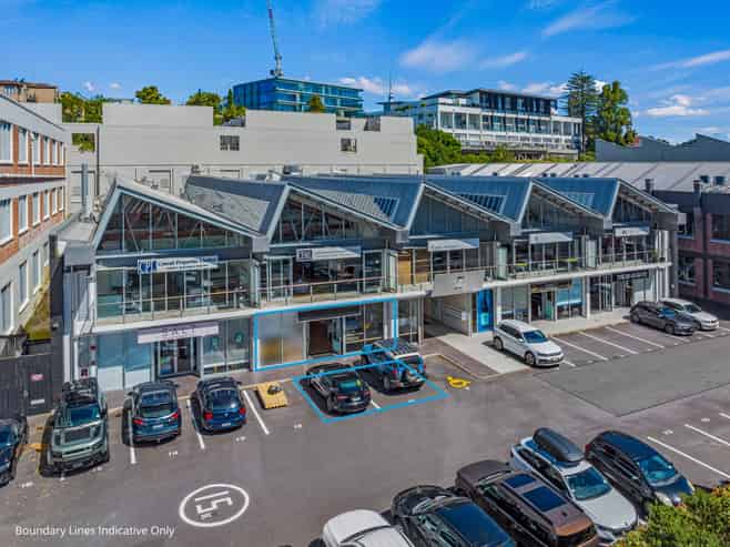 Versatile Parnell Showroom or Office