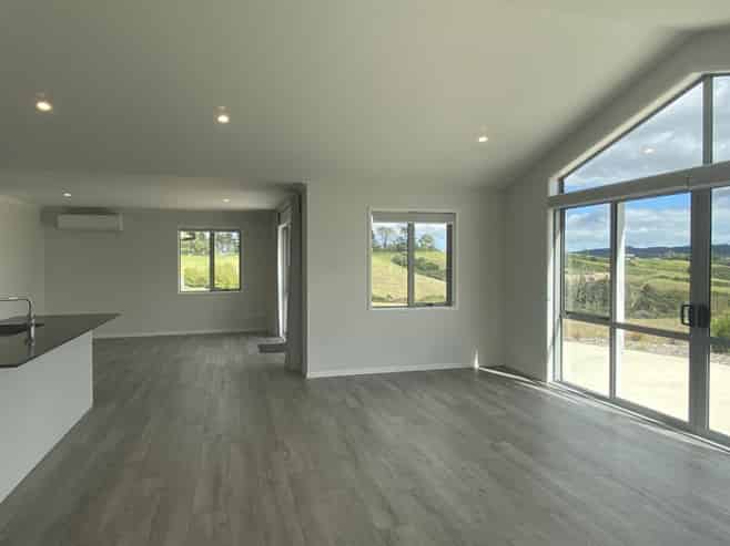 274 Whitehills Road , Dairy Flat