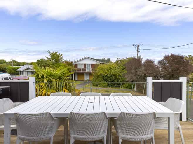 14A Weka Road, Waipahihi