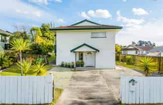 46 Meadowood Drive, Unsworth Heights